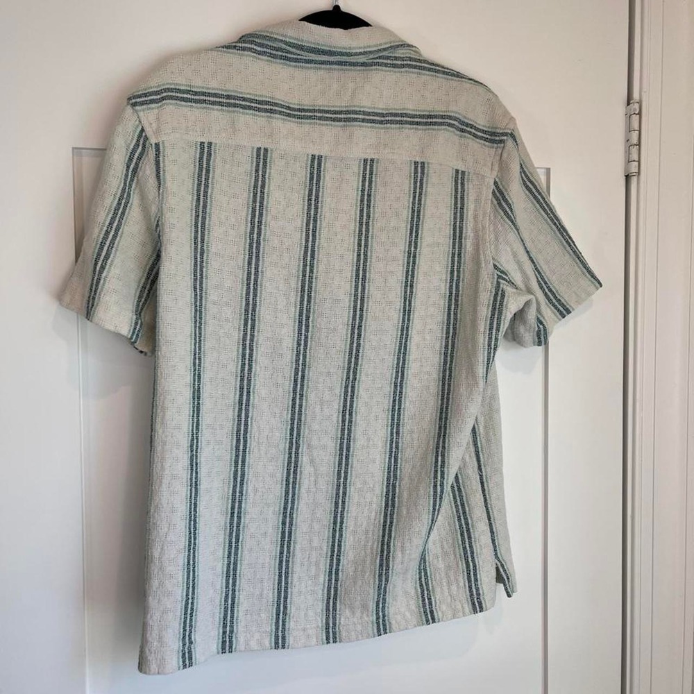 Zara Cream & Green Textured Camp Collar Shirt — Men's Medium - Picture 6 of 6